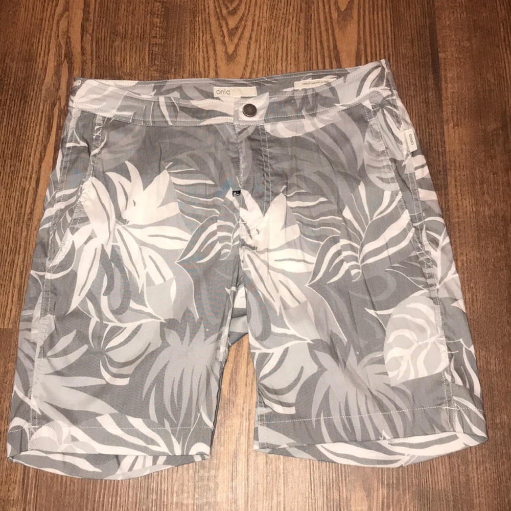 Men’s Onia grey swim shorts - size 29